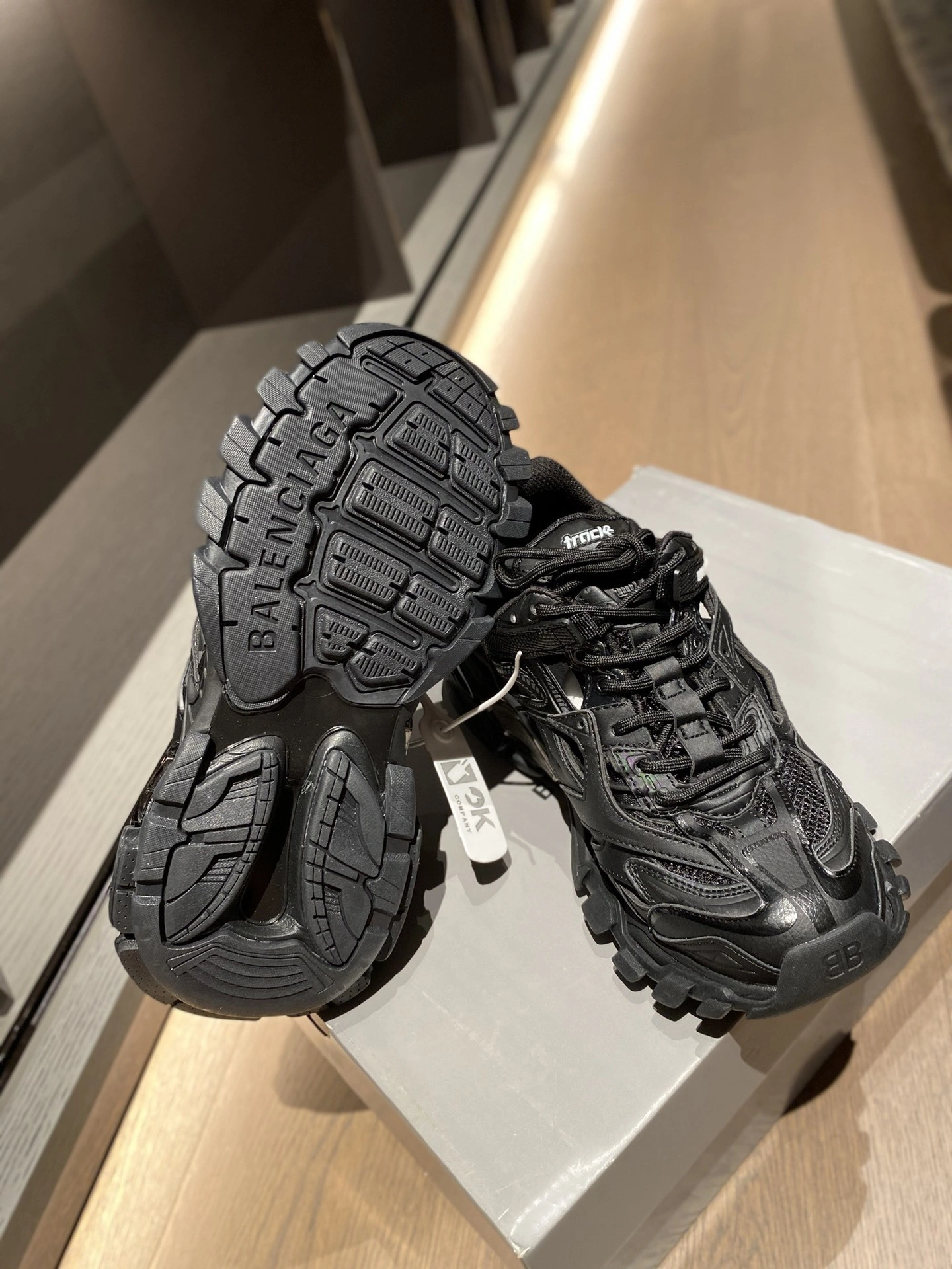OOBB-- 4.0 track2 568615W2MA11000 item:C-X03K0424V